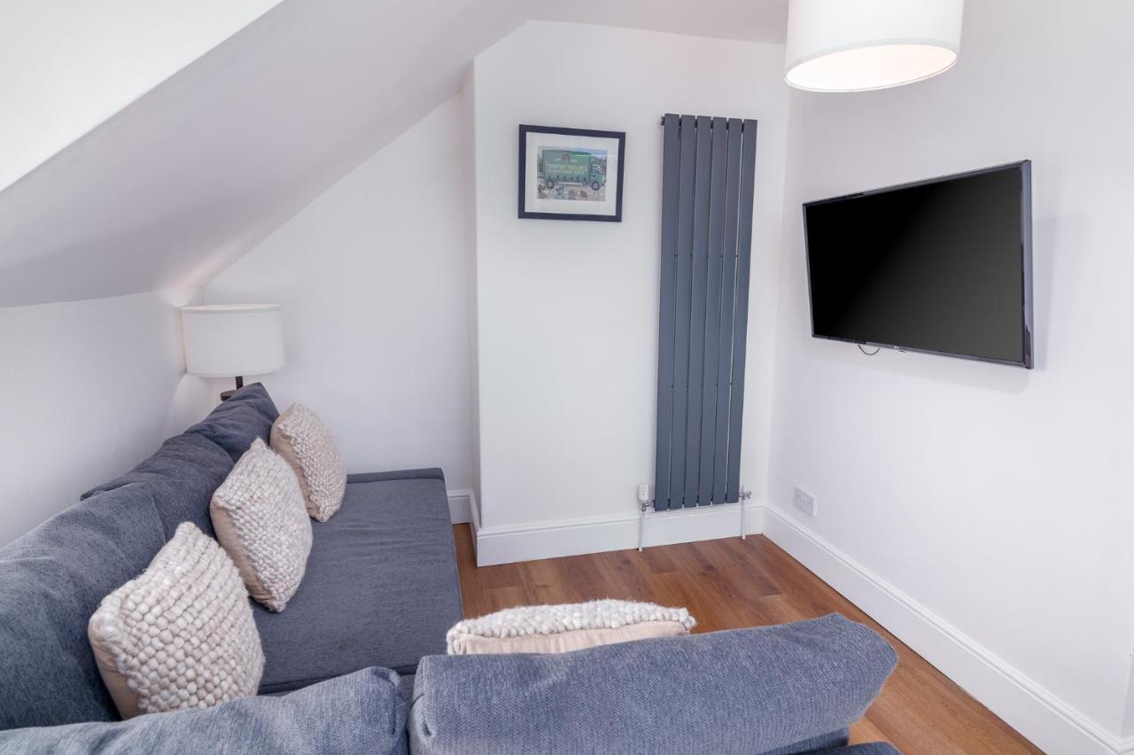 Appartement Whitby Heights Extérieur photo